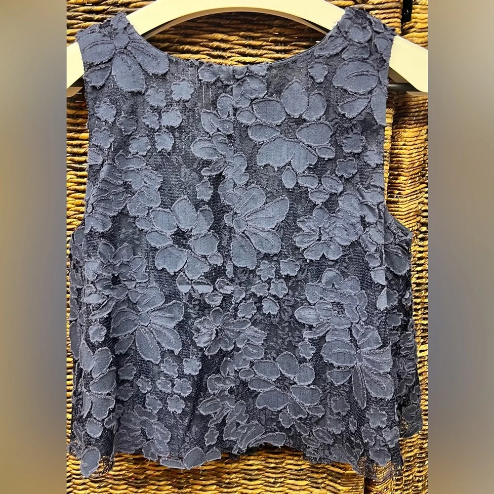 Maeve- Blue Textured Floral Blouse, Anthropologie, Small - Picture 6 of 7